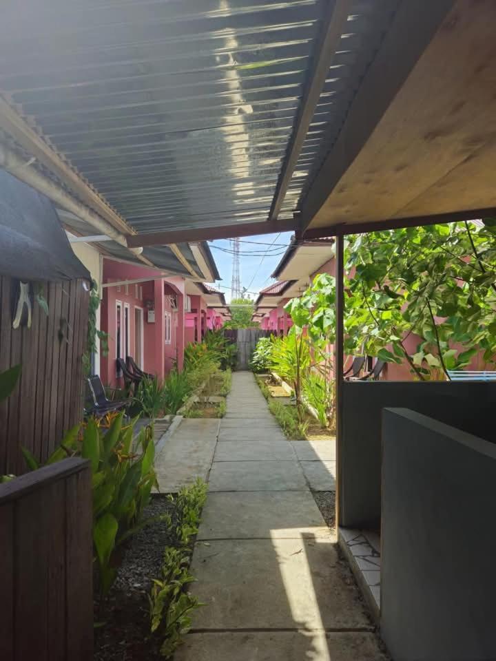 Baronda Guest House 索龙 外观 照片